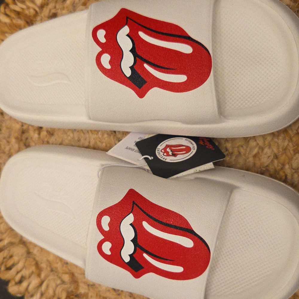 Sketcher ROLLING STONES TONGUE Slides White Red Tongue Logo
